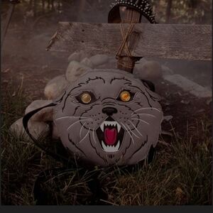 Vixen by Micheline Pitt Church the Cat Pet Sematary  Purse limited edition soldo